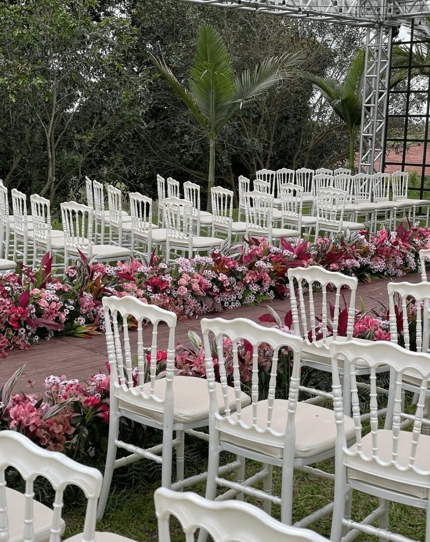 Decoração de casamentos e eventos em Umuarama: Cerimônia - ao ar livre